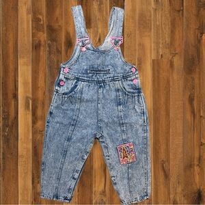 ✨ Vintage 90s Acid Wash Denim Overalls – Pink Hardware – Approx Size 4/5T ✨